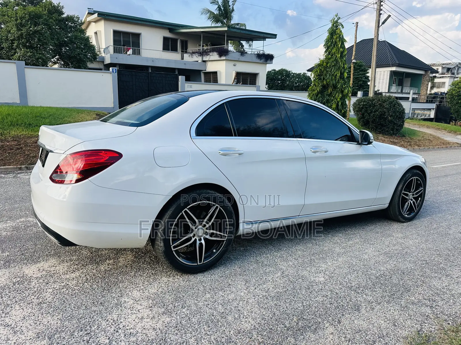 Mercedes-Benz C300 2017 White