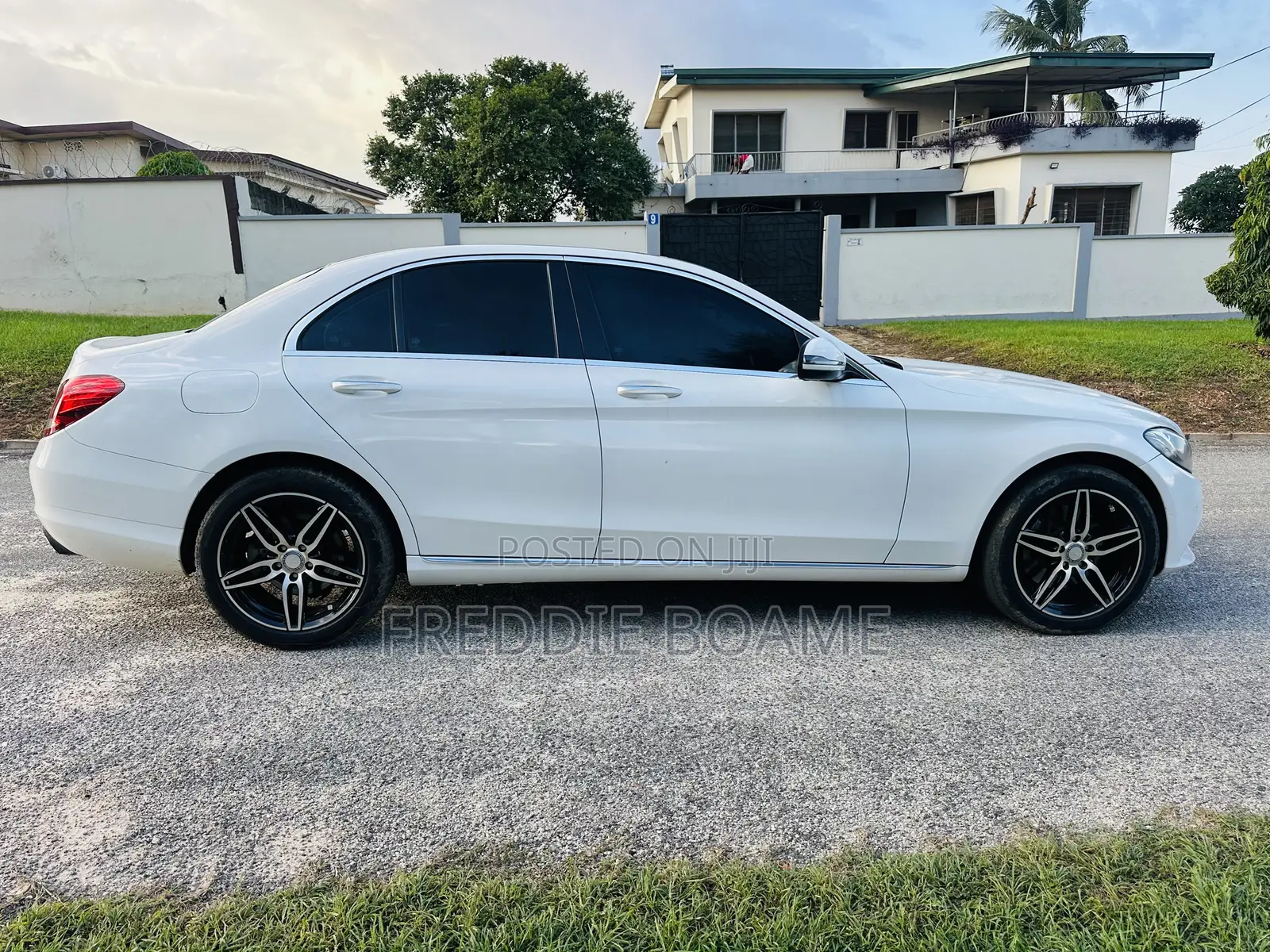 Mercedes-Benz C300 2017 White