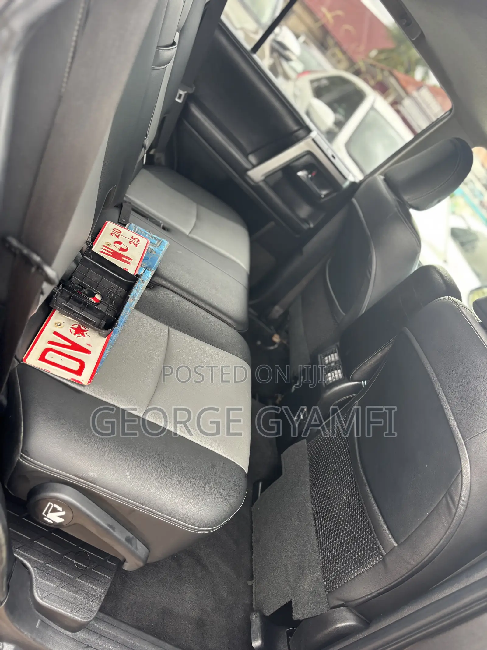 Toyota 4-Runner SR5 Premium 4dr 4x2 (4.0L 6cyl 5A) 2017 Gray