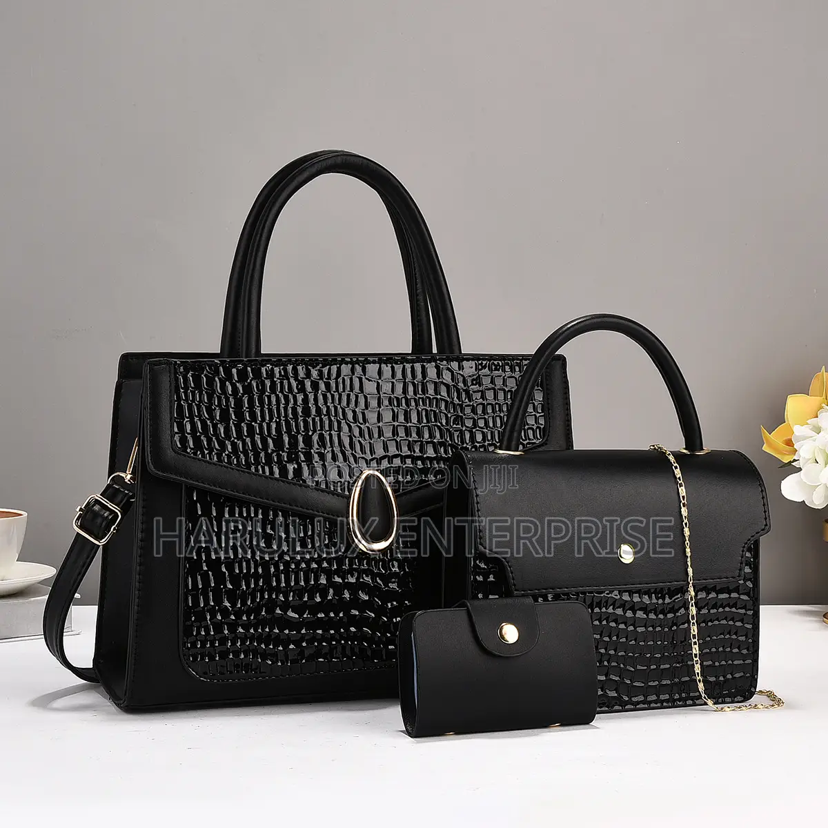 Elegant 3-Piece Handbag Set
