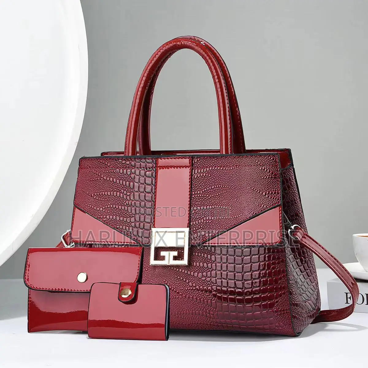 Elegant 3-Piece Black Handbag Set