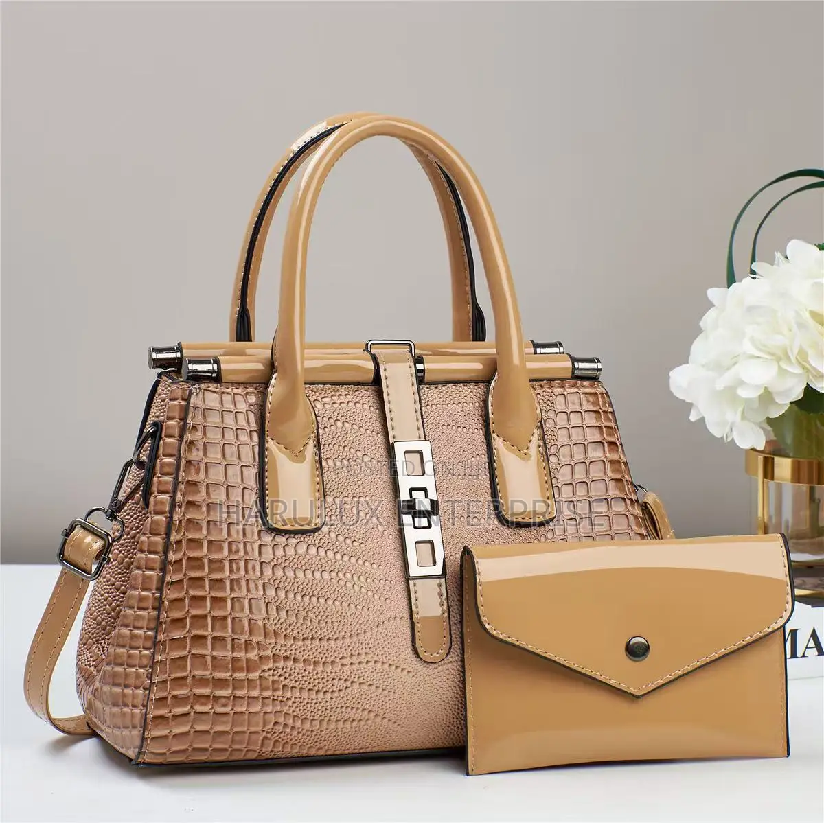 Classic Ladies Handbag