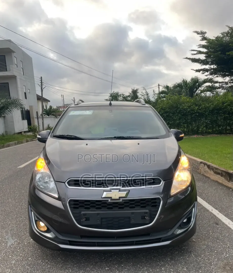 Chevrolet Spark 1LT 4dr Hatchback (1.2L 4cyl 5M) 2014 Gray