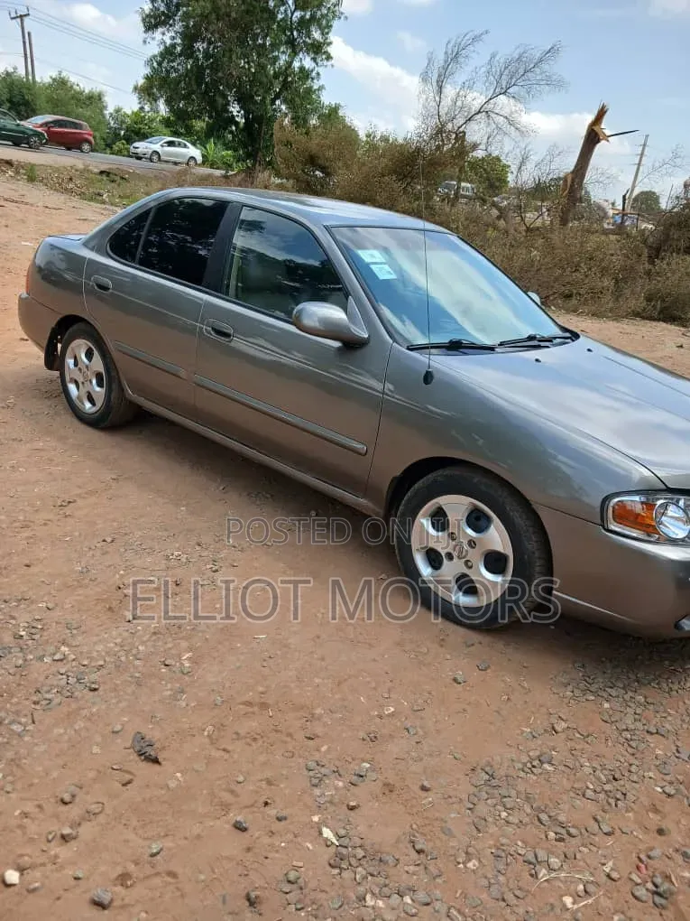 Nissan Sentra 2006 Silver
