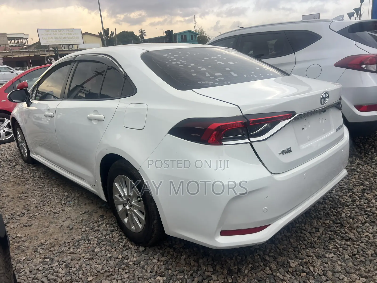 Toyota Corolla LE 2020 White