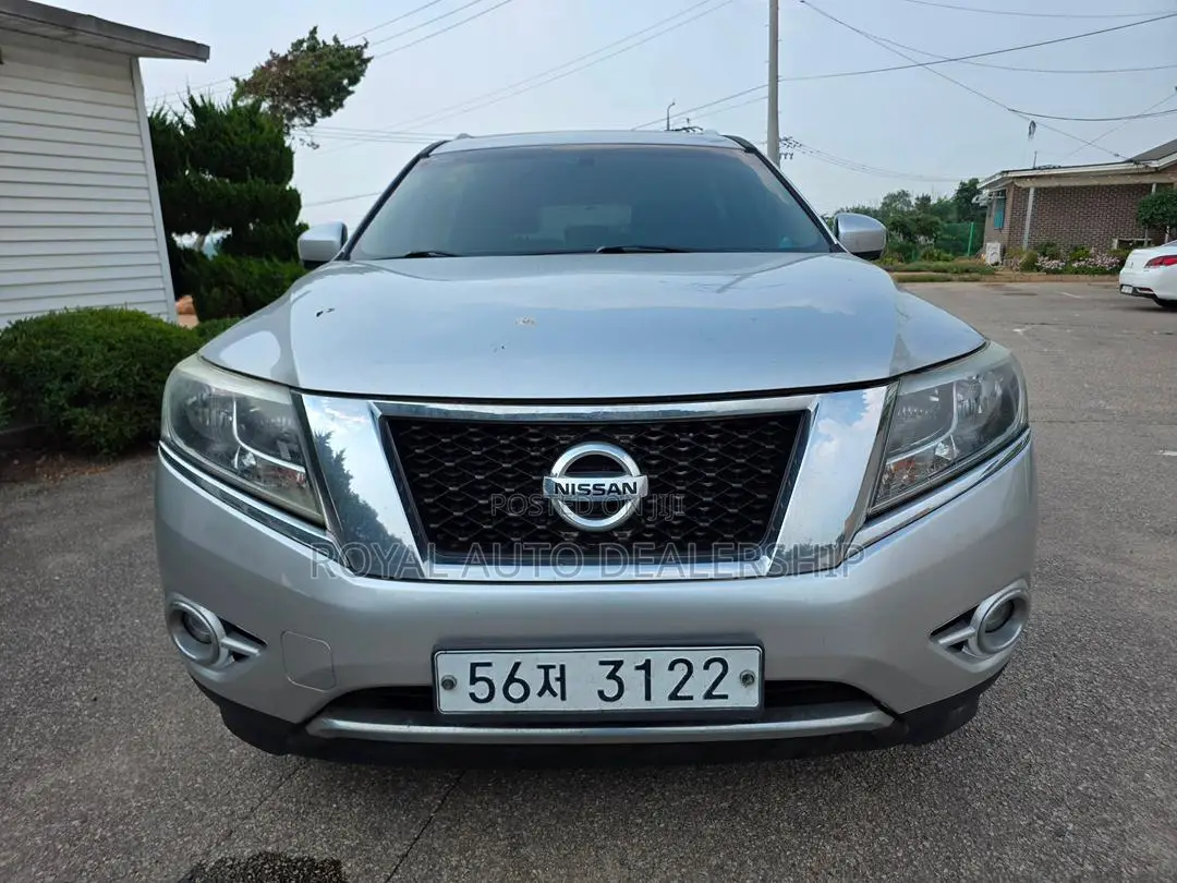 Nissan Pathfinder S 4dr SUV 4WD (3.5L 6cyl CVT) 2014 Gray