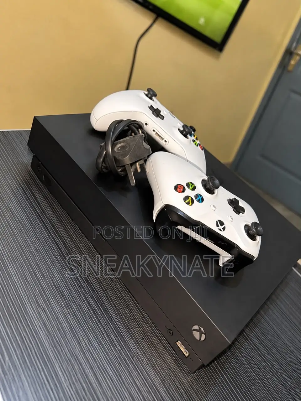 Xbox One X With One Controller and 13 Games Installed