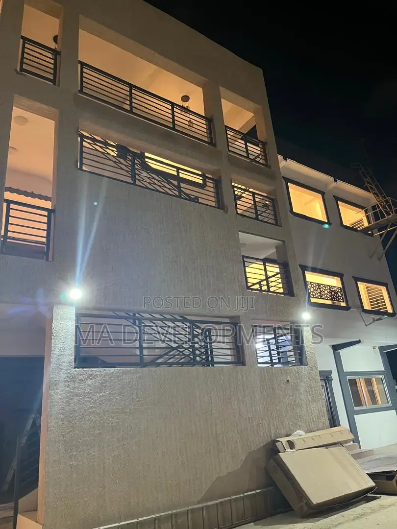 1bdrm Apartment in Madev Realty, Lapaz for rent