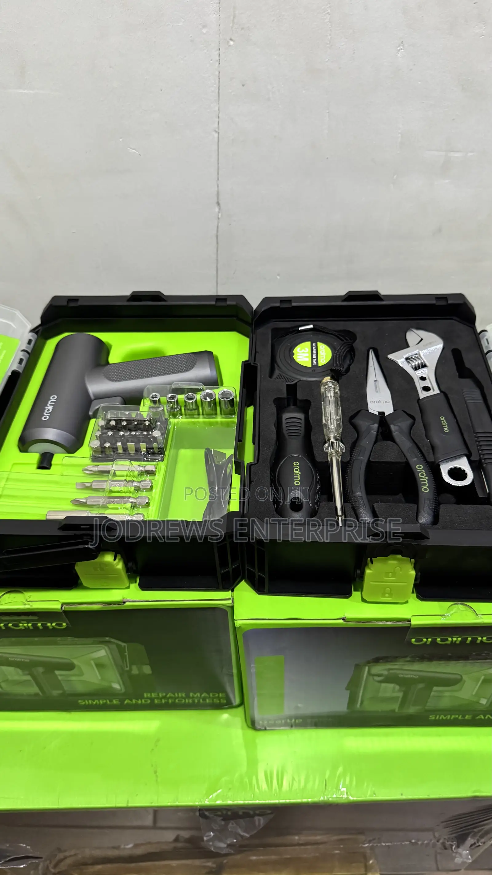 Oraimo Gearup 40 Piece Portable Multifunctional Tool Sets
