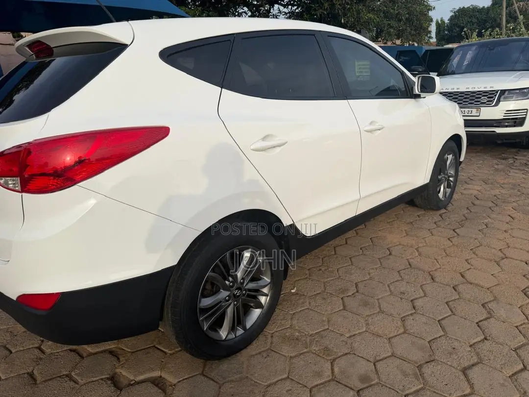 Hyundai Tucson GLS AWD 2014 White