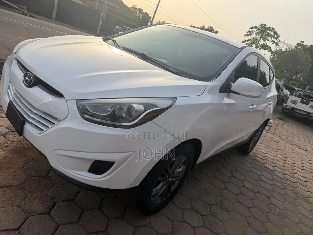 Hyundai Tucson GLS AWD 2014 White