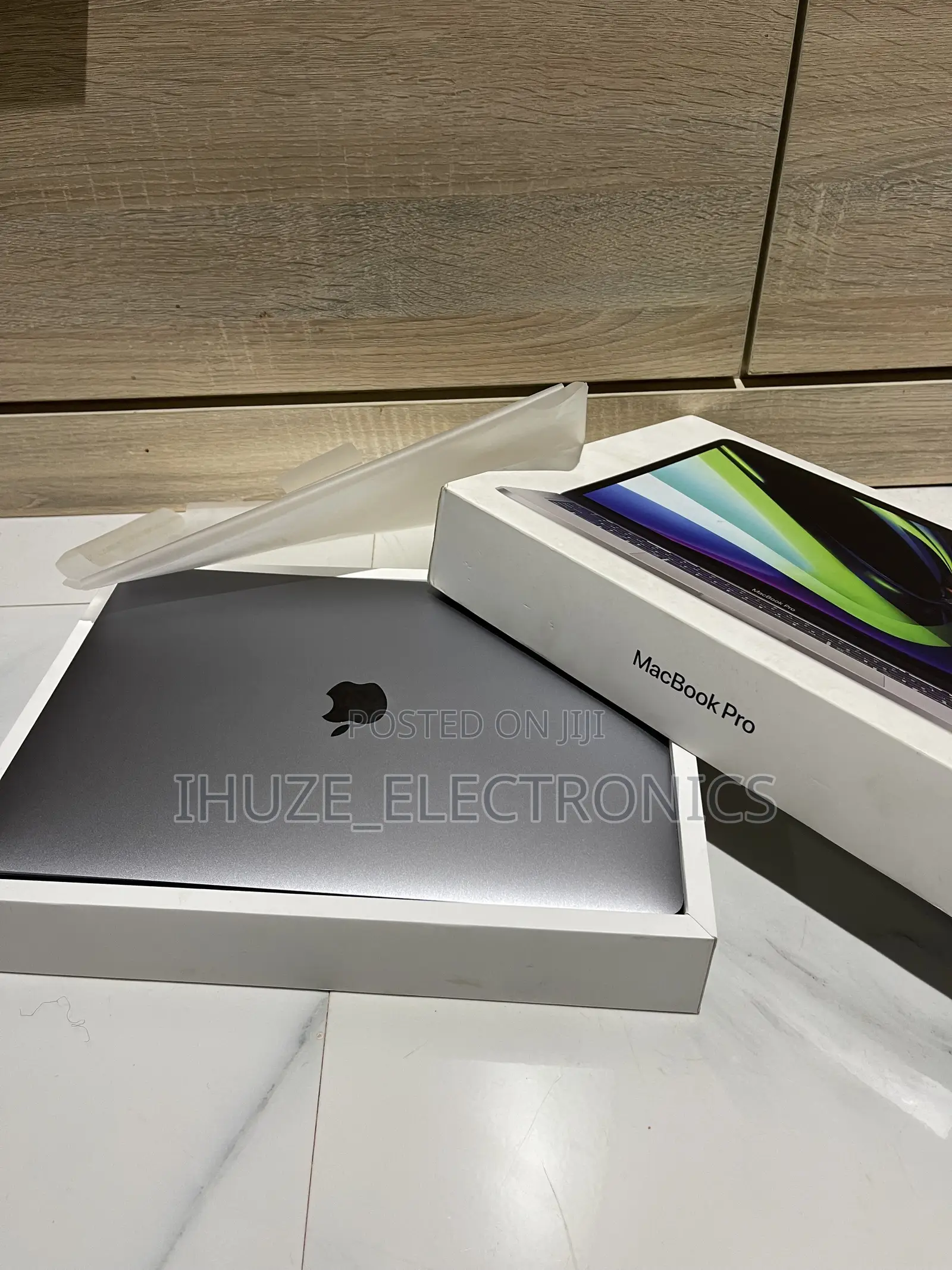 Laptop Apple MacBook Pro 2020 M1 8GB Apple M1 SSD 256GB