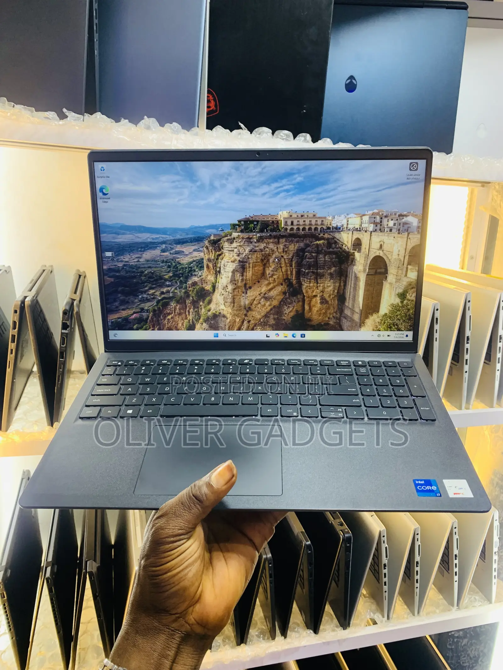 Laptop Dell Inspiron 15 16GB Intel Core i7 SSD 256GB