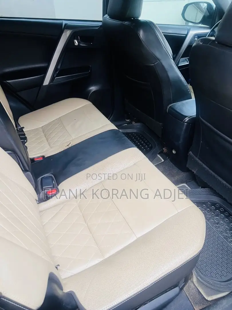 Toyota RAV4 XLE AWD (2.5L 4cyl 6A) 2017