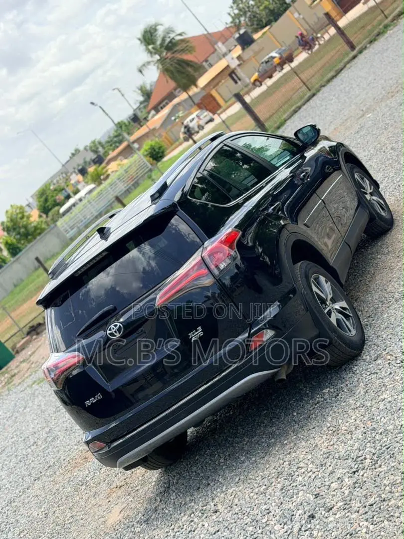 Toyota RAV4 2018 Black