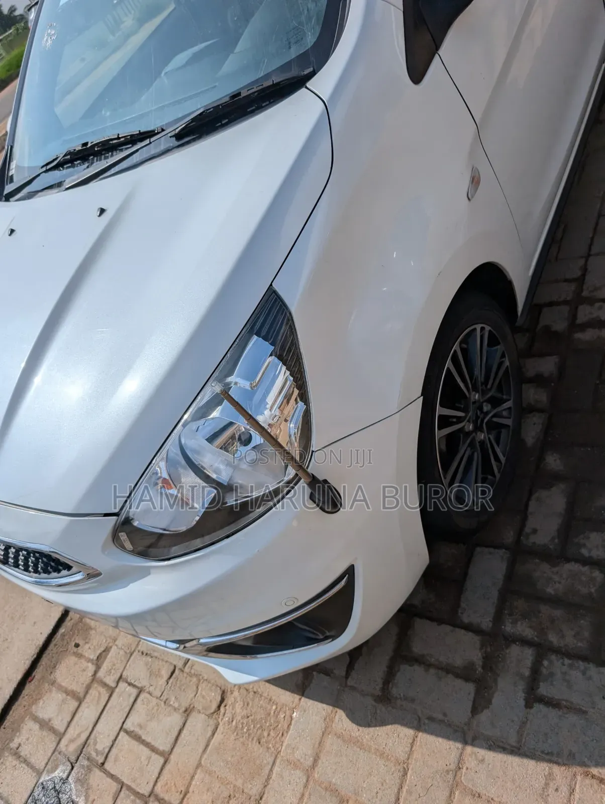 Mitsubishi Mirage ES 2017 Pearl