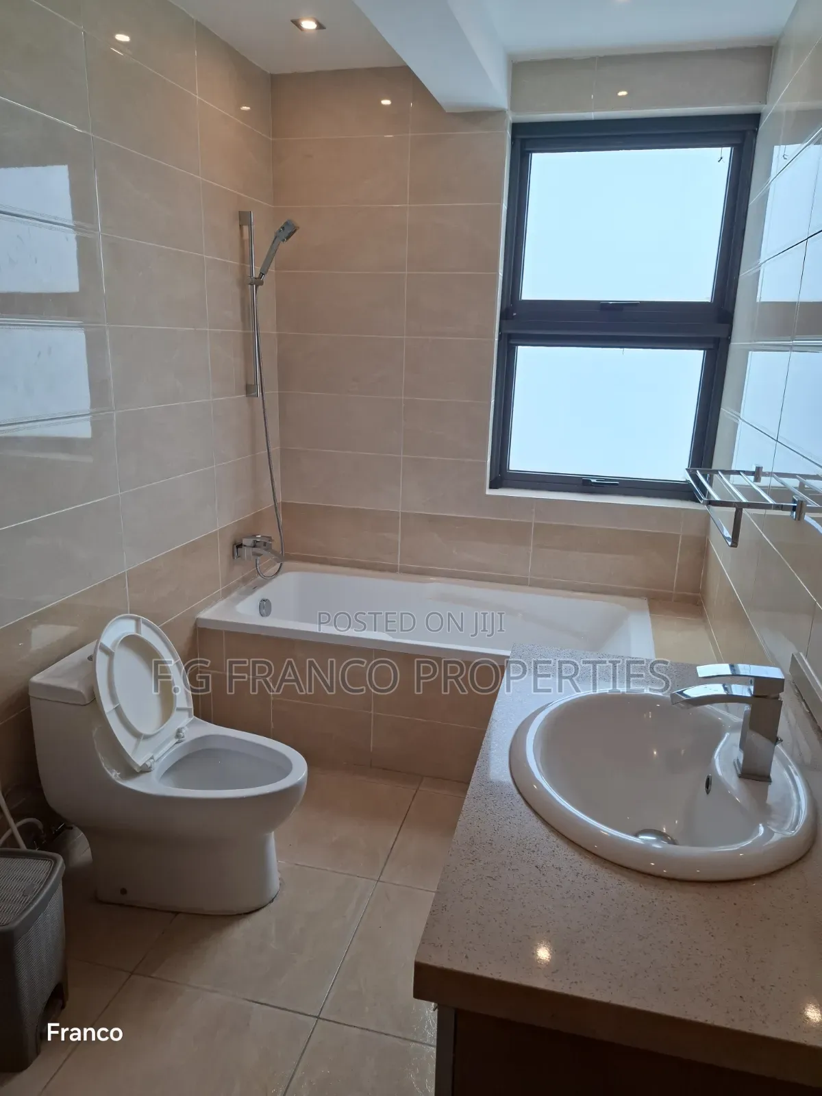 Furnished 3bdrm Apartment in Kg Franco Properties, Papaye for rent