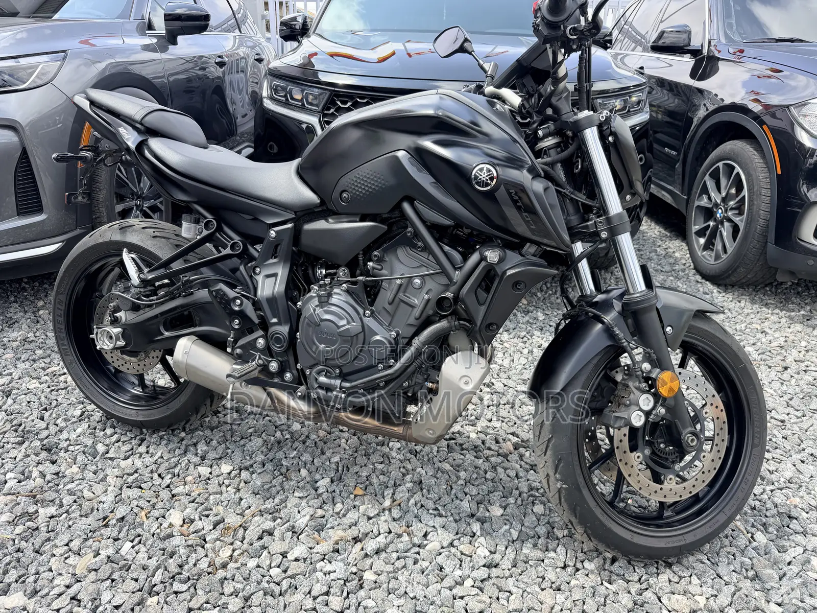 Yamaha 2021 Black
