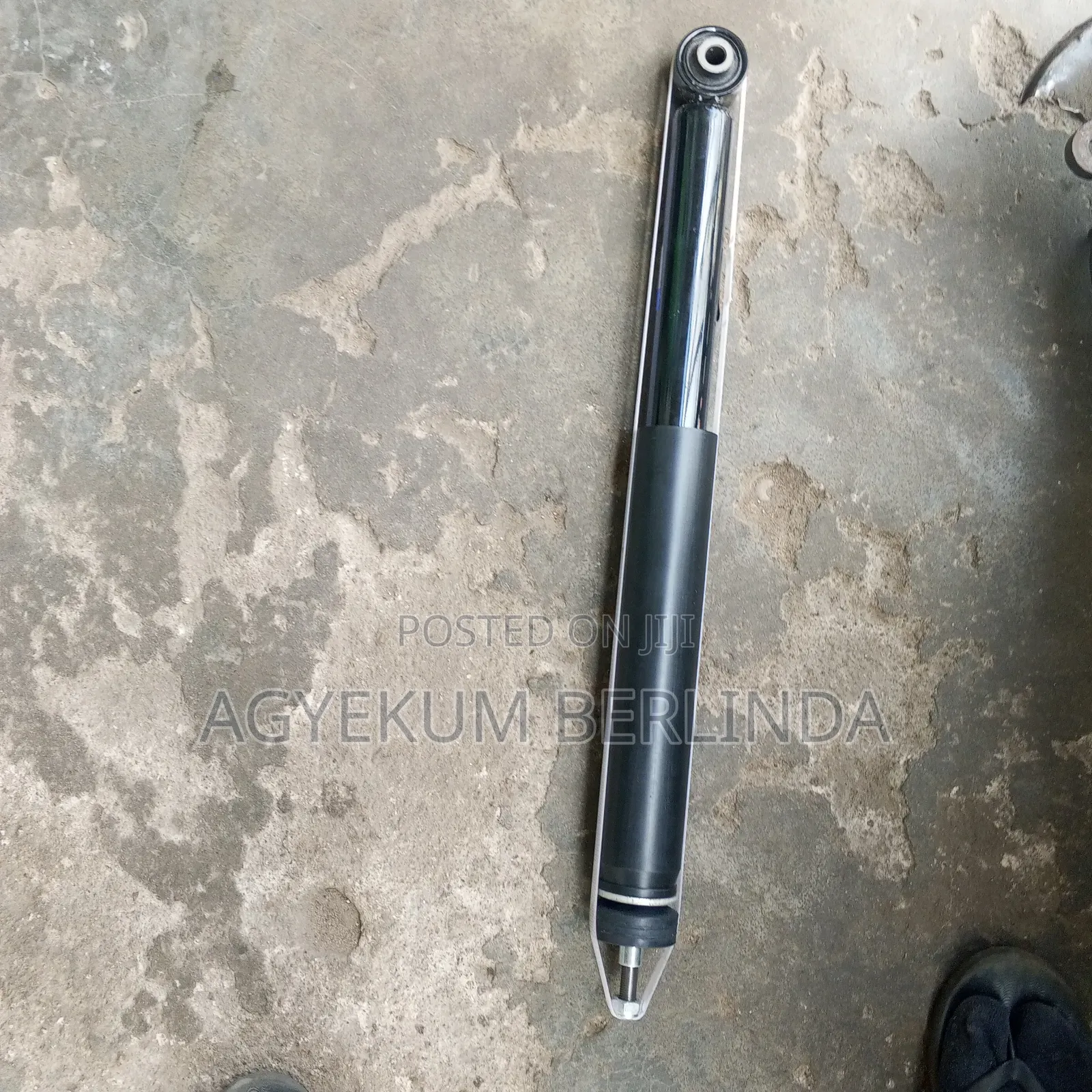 Honda Civic 2008 Back Shocks