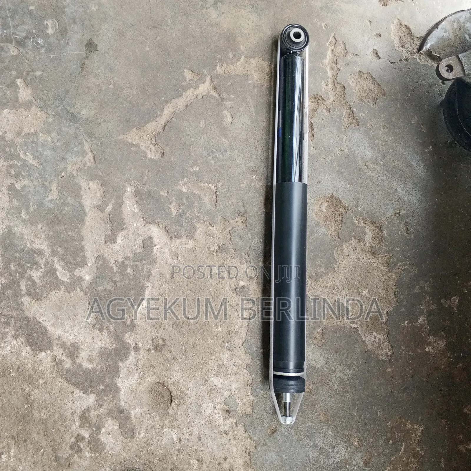 Honda Civic 2008 Back Shocks