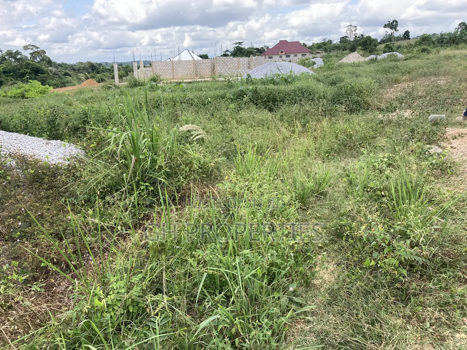 Half Plot for Sale at Sokoban Konkoli.