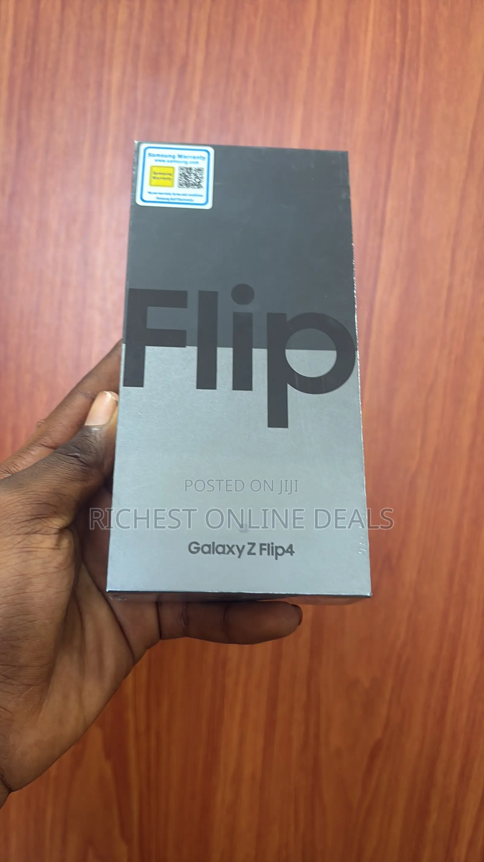 New Samsung Galaxy Z Flip4 256 GB Black