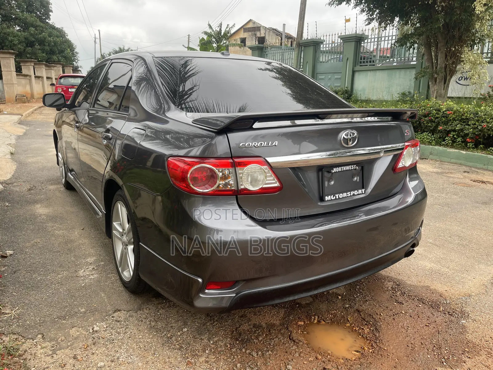 Toyota Corolla S 4dr Sedan (1.8L 4cyl 4A) 2013