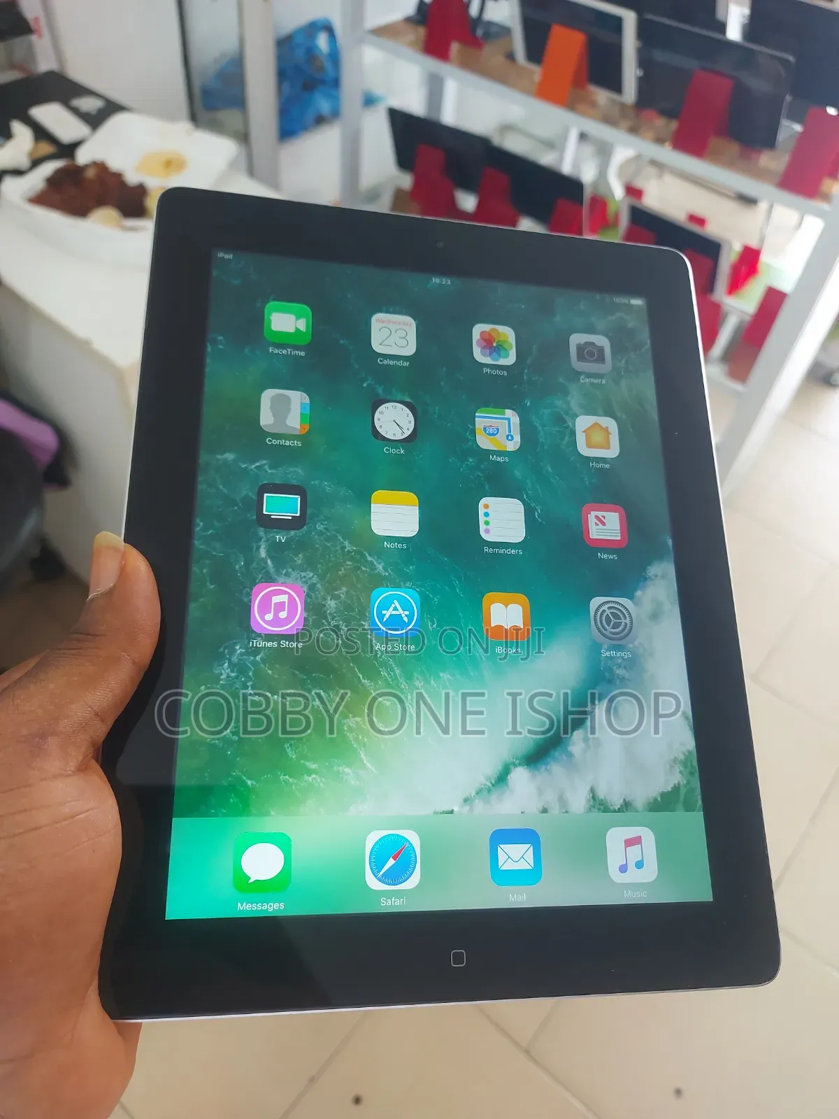 Apple iPad 4 Wi-Fi 16 GB Gray
