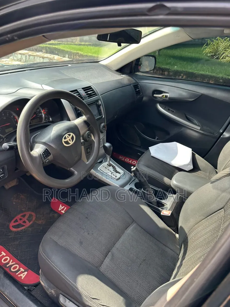 Toyota Corolla 2013 Black