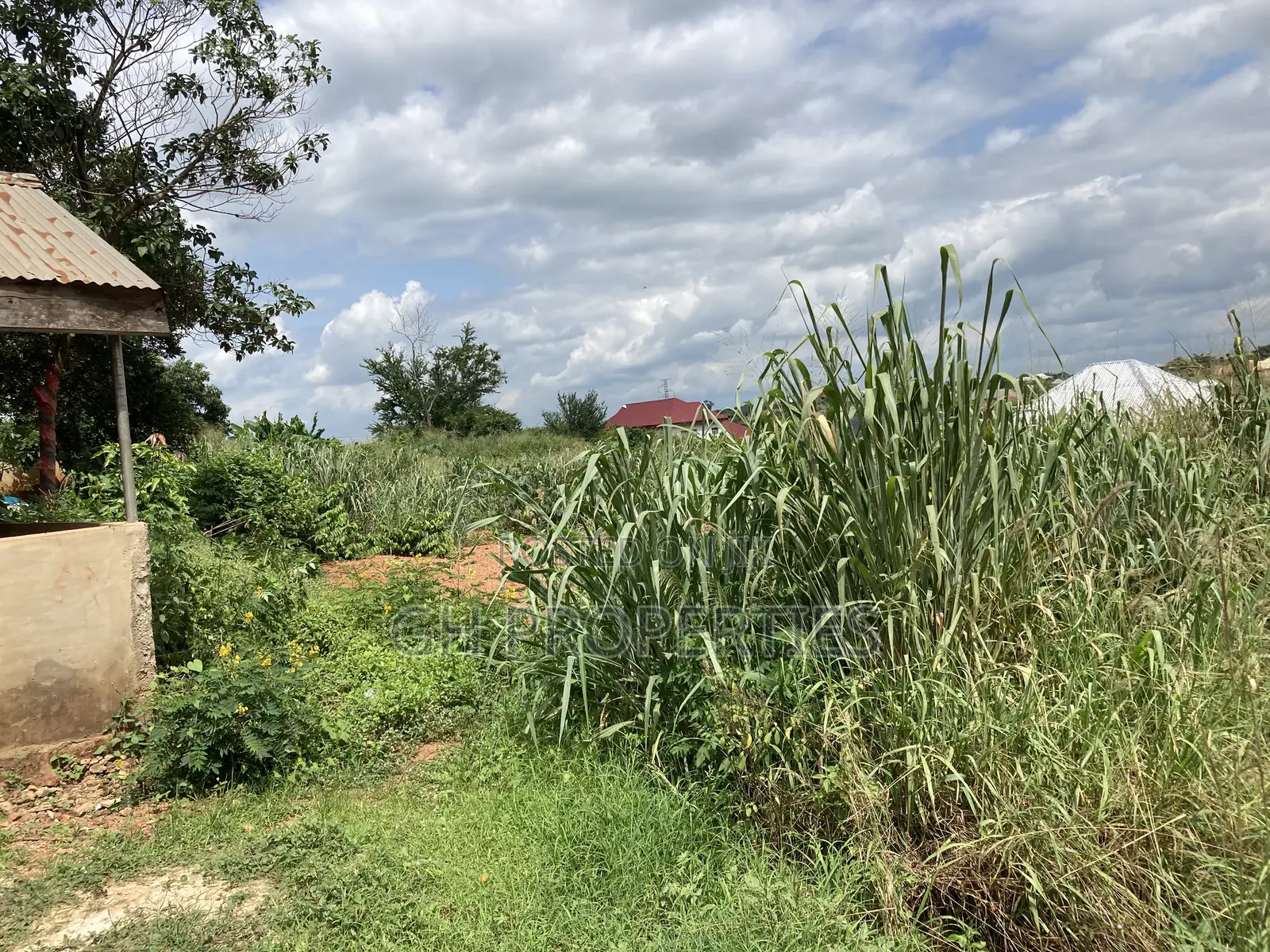 One Plot for Sale at Kwanwoma Duropem Main Road.