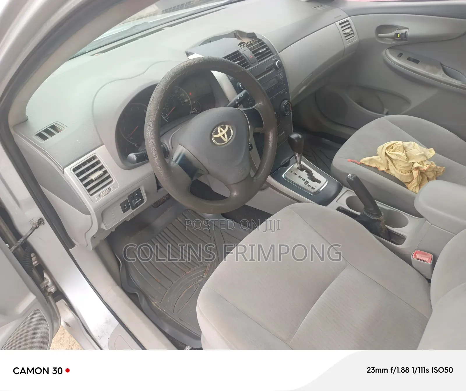 Toyota Corolla 2010 Silver