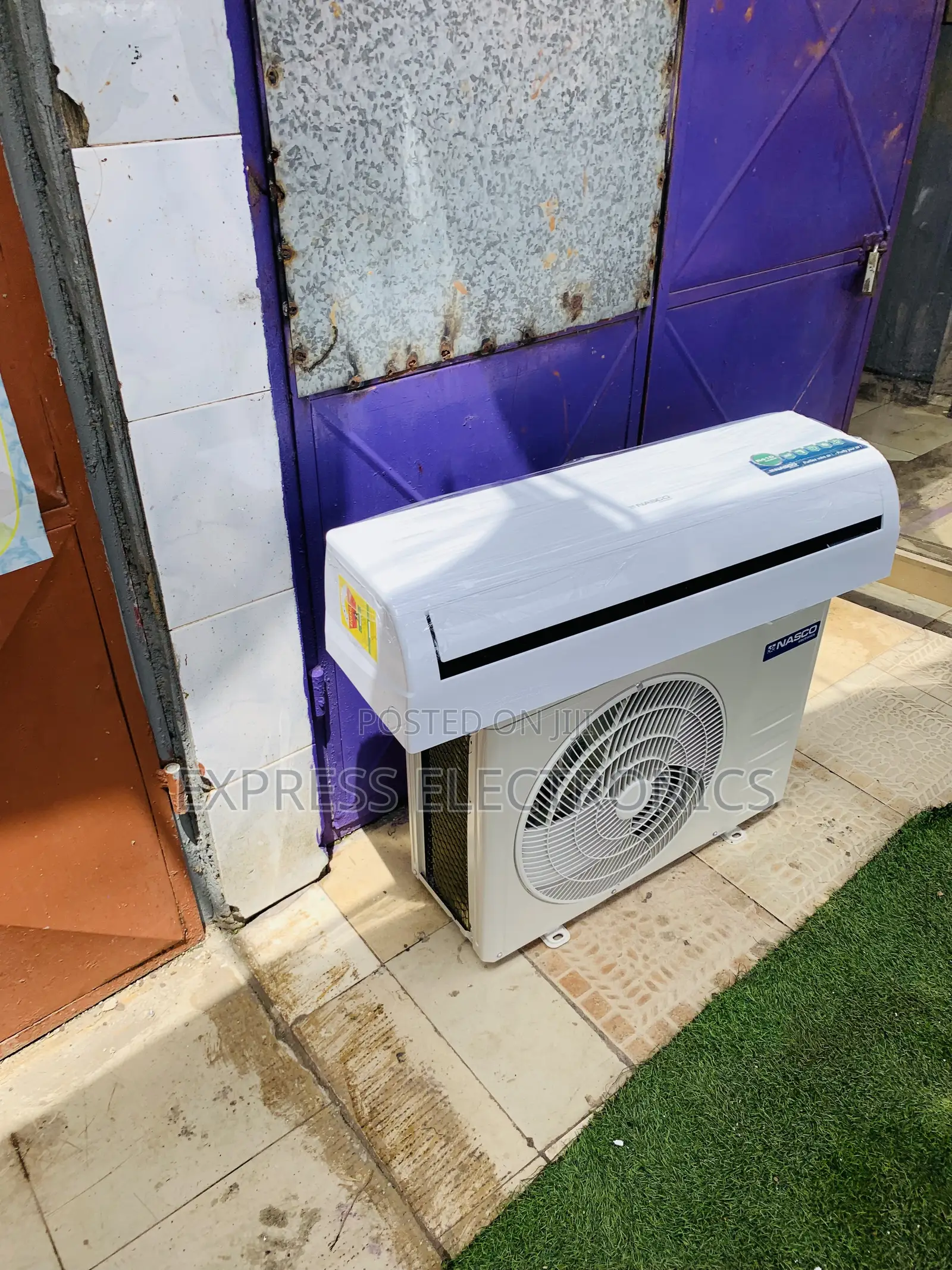 Ultra Modern White —-1.5hp Split Nasco