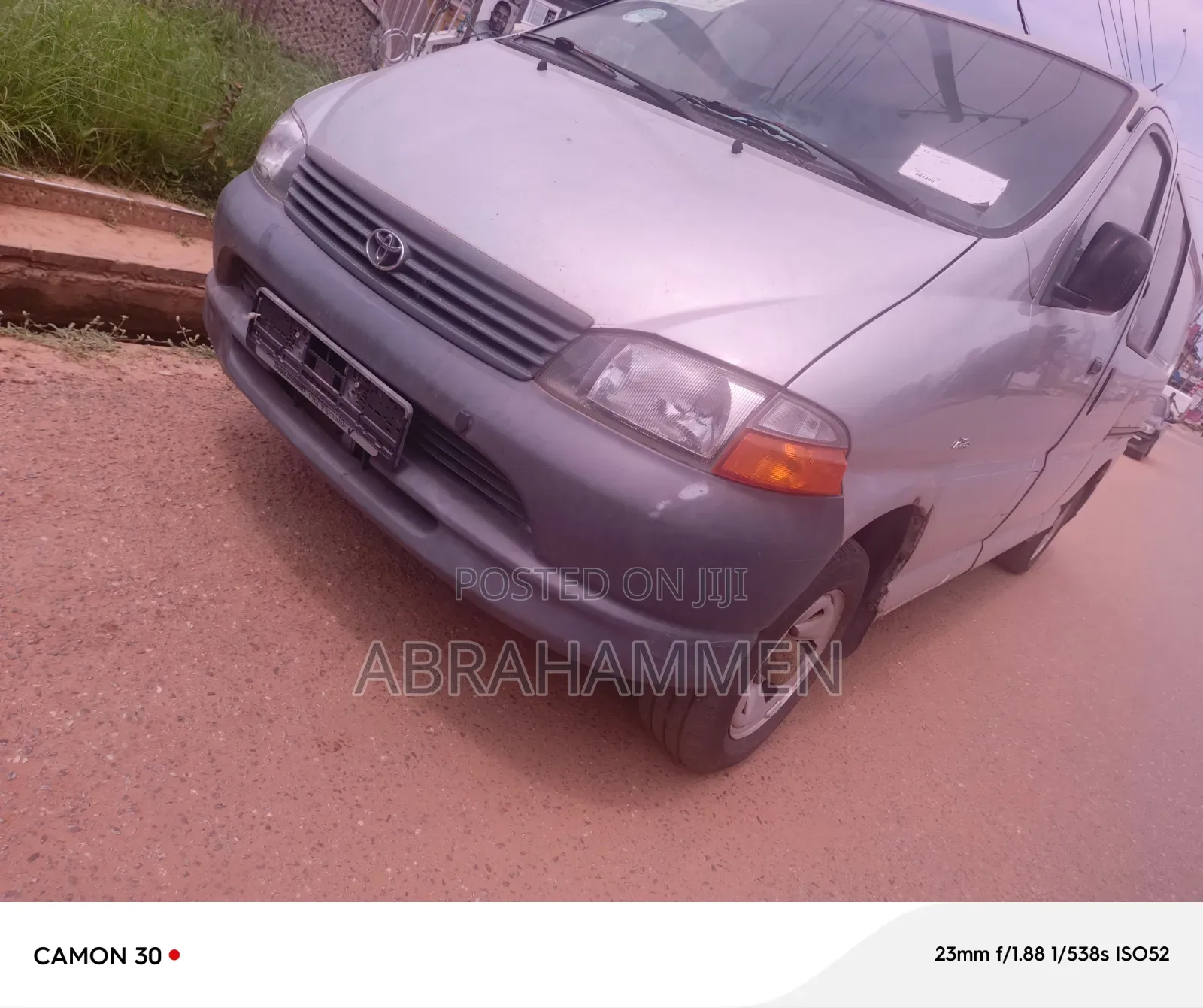 Toyota HiAce 2010 Silver