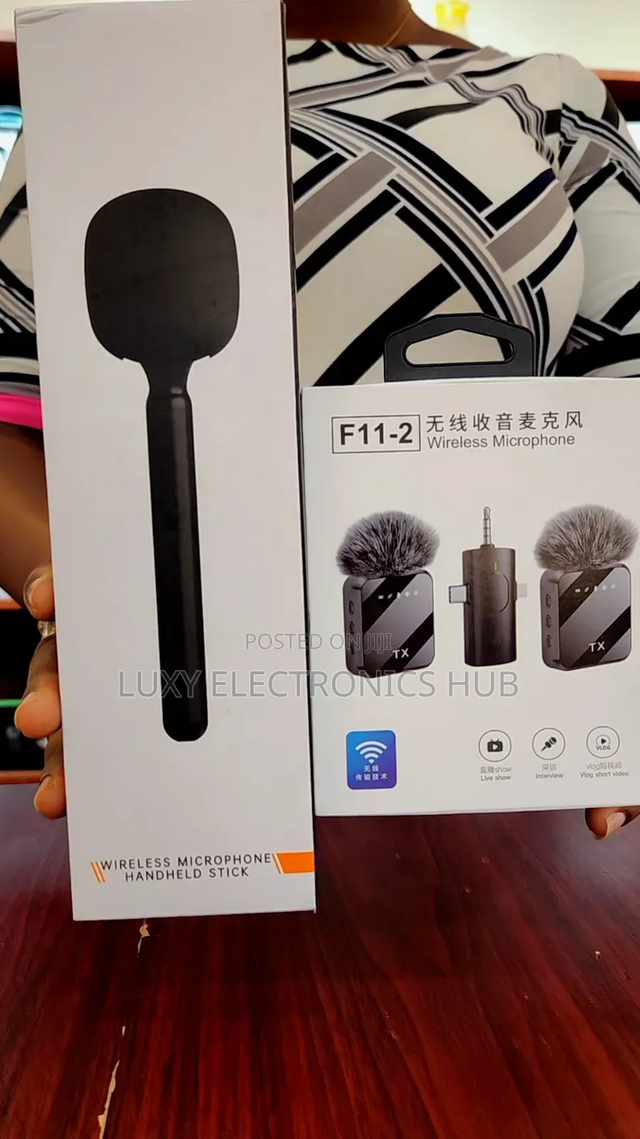 F11-2 Microphone + Microphone Handle Combo