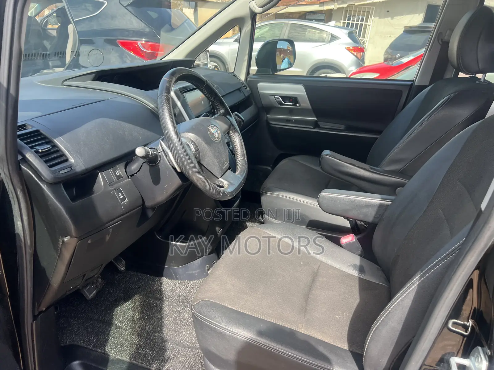 Toyota Voxy 2011 Black