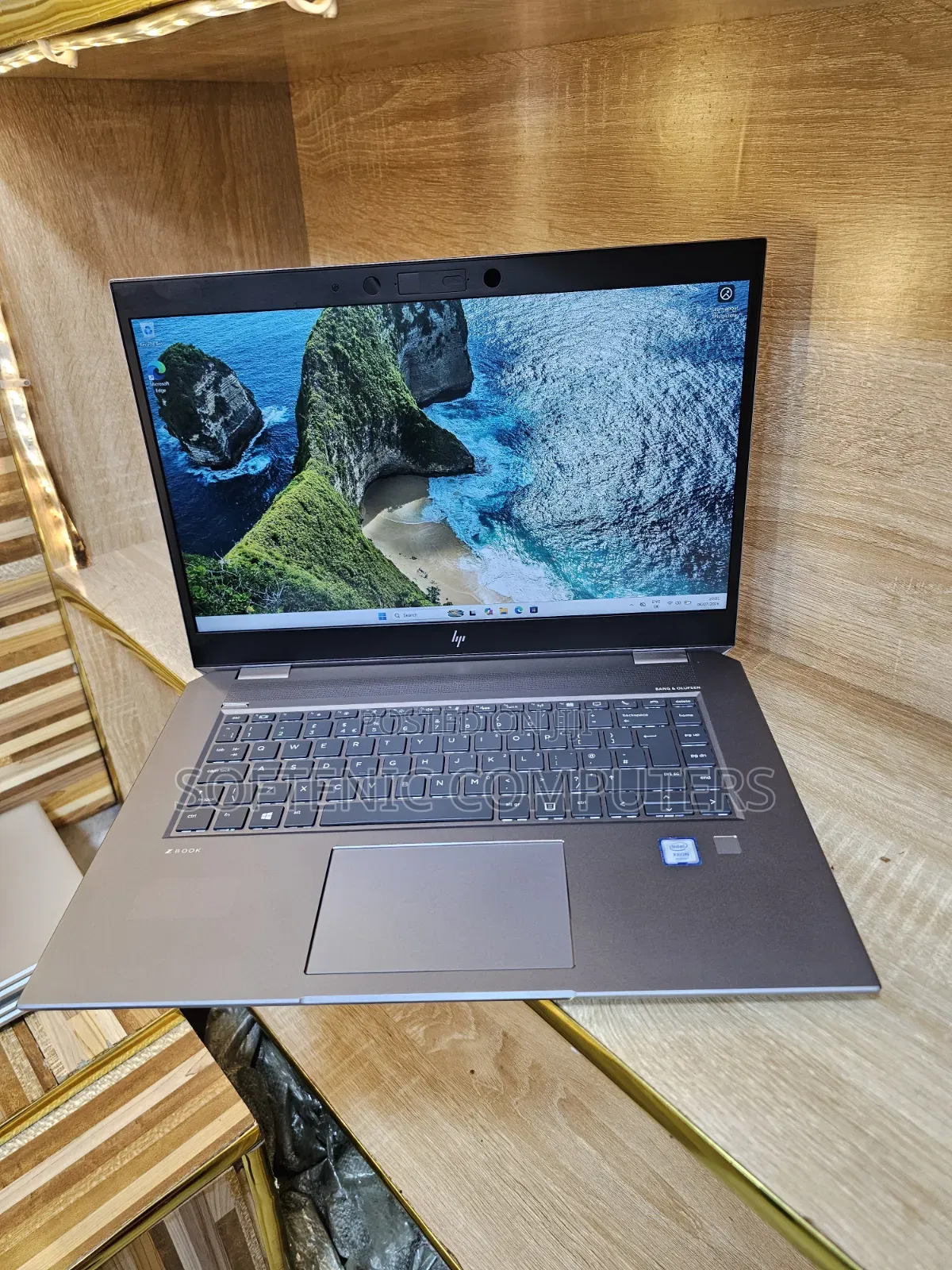 Laptop HP ZBook Fury 15 G8 16GB Intel Xeon SSHD+SSD 512GB