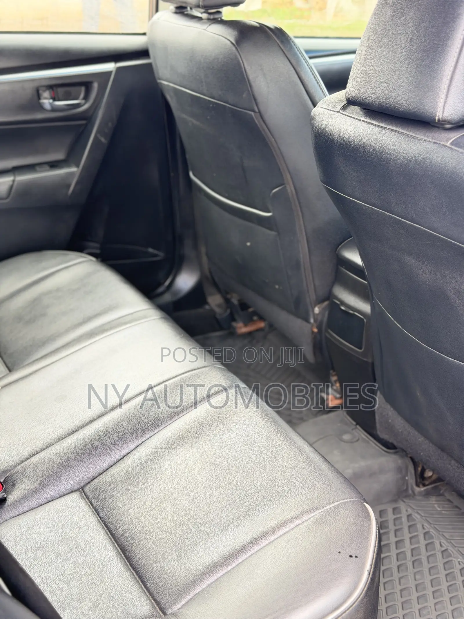 Toyota Corolla 2015 Black