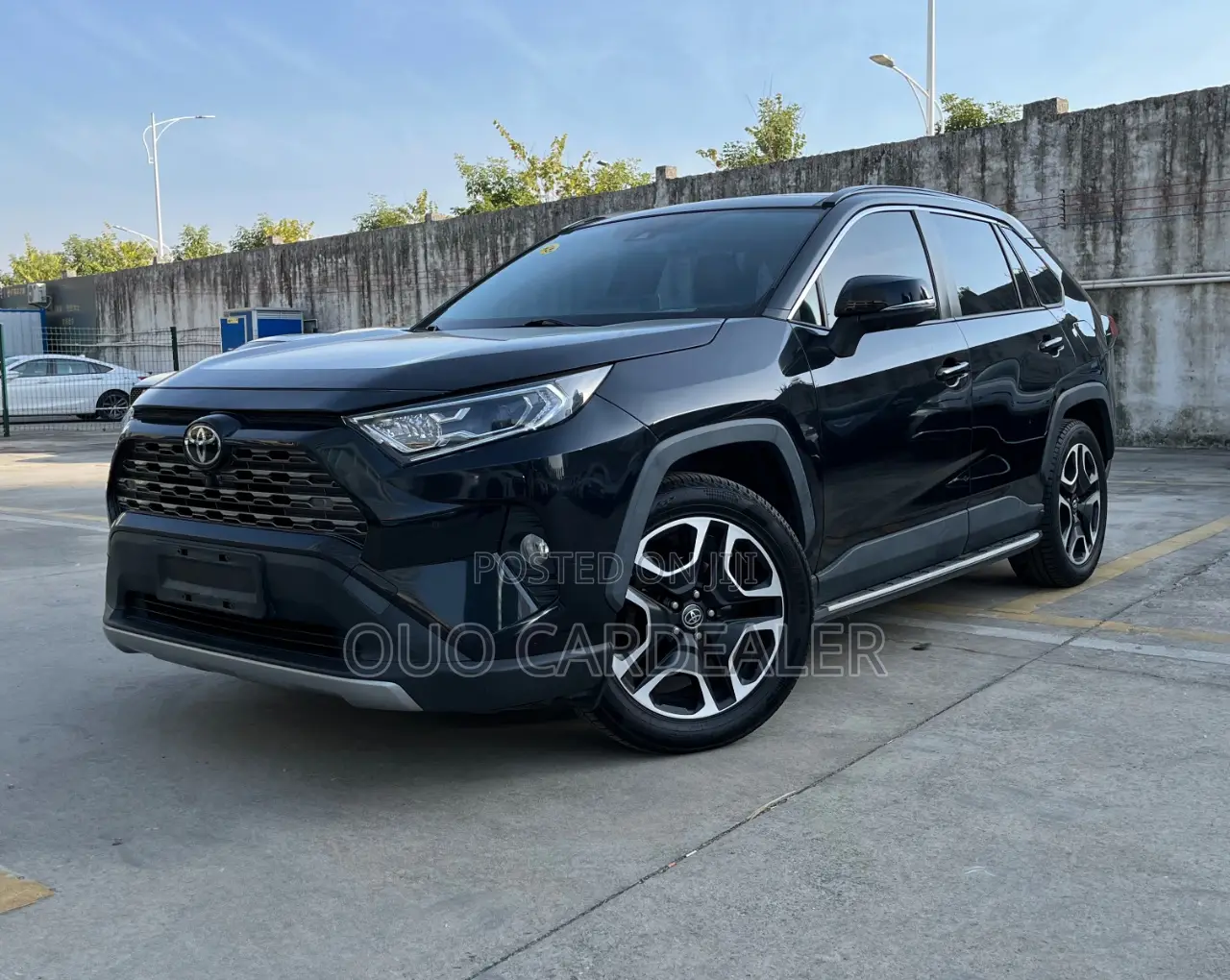 Toyota RAV4 LE 2021 Black