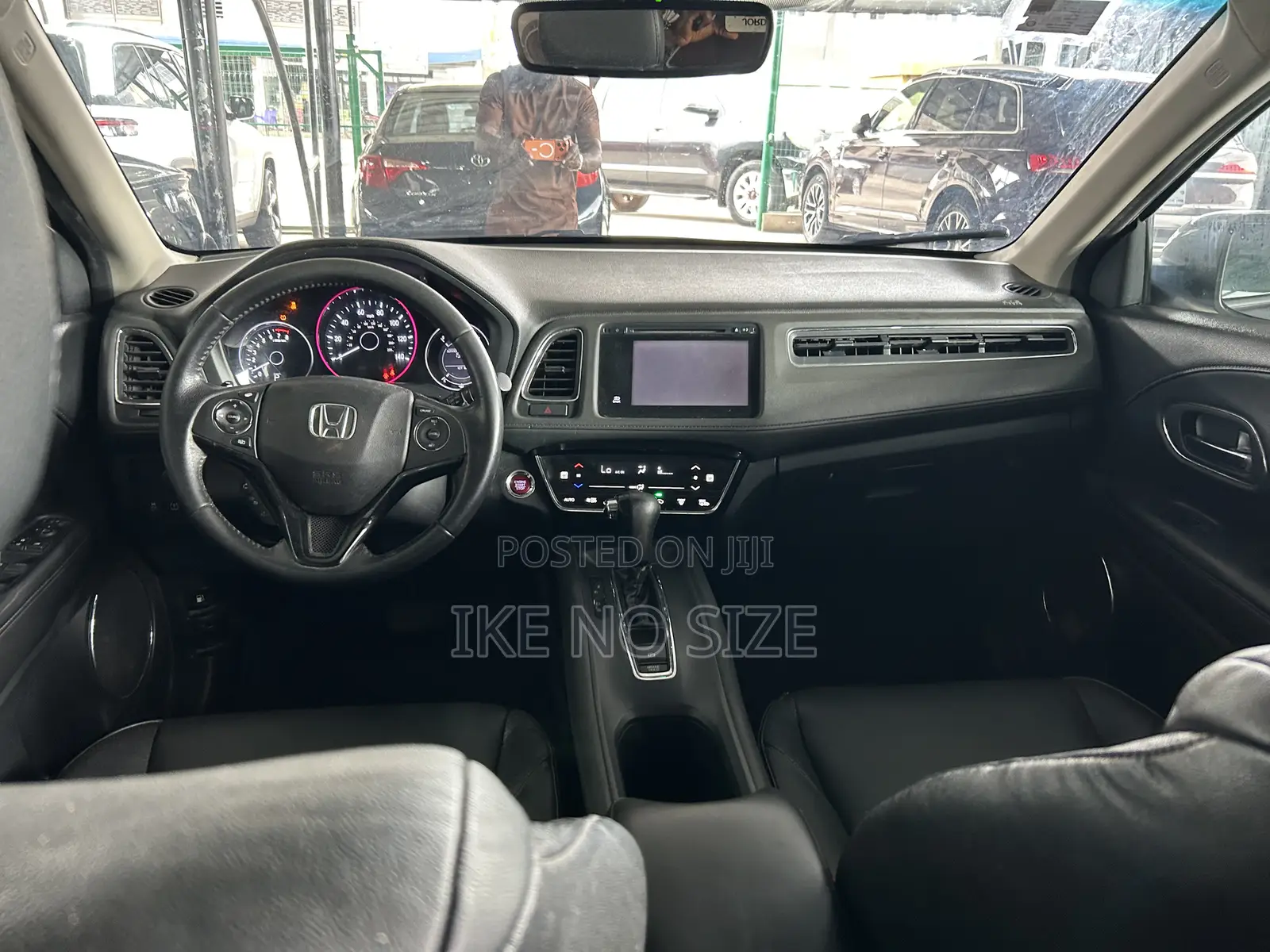 Honda HR-V 4dr SUV (1.5L 4cyl CVT) 2016 Gray
