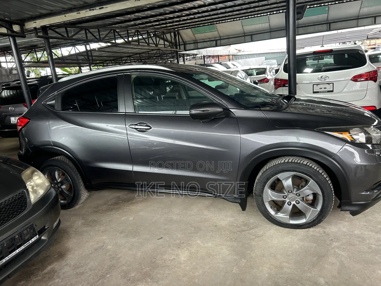 Honda HR-V 4dr SUV (1.5L 4cyl CVT) 2016 Gray