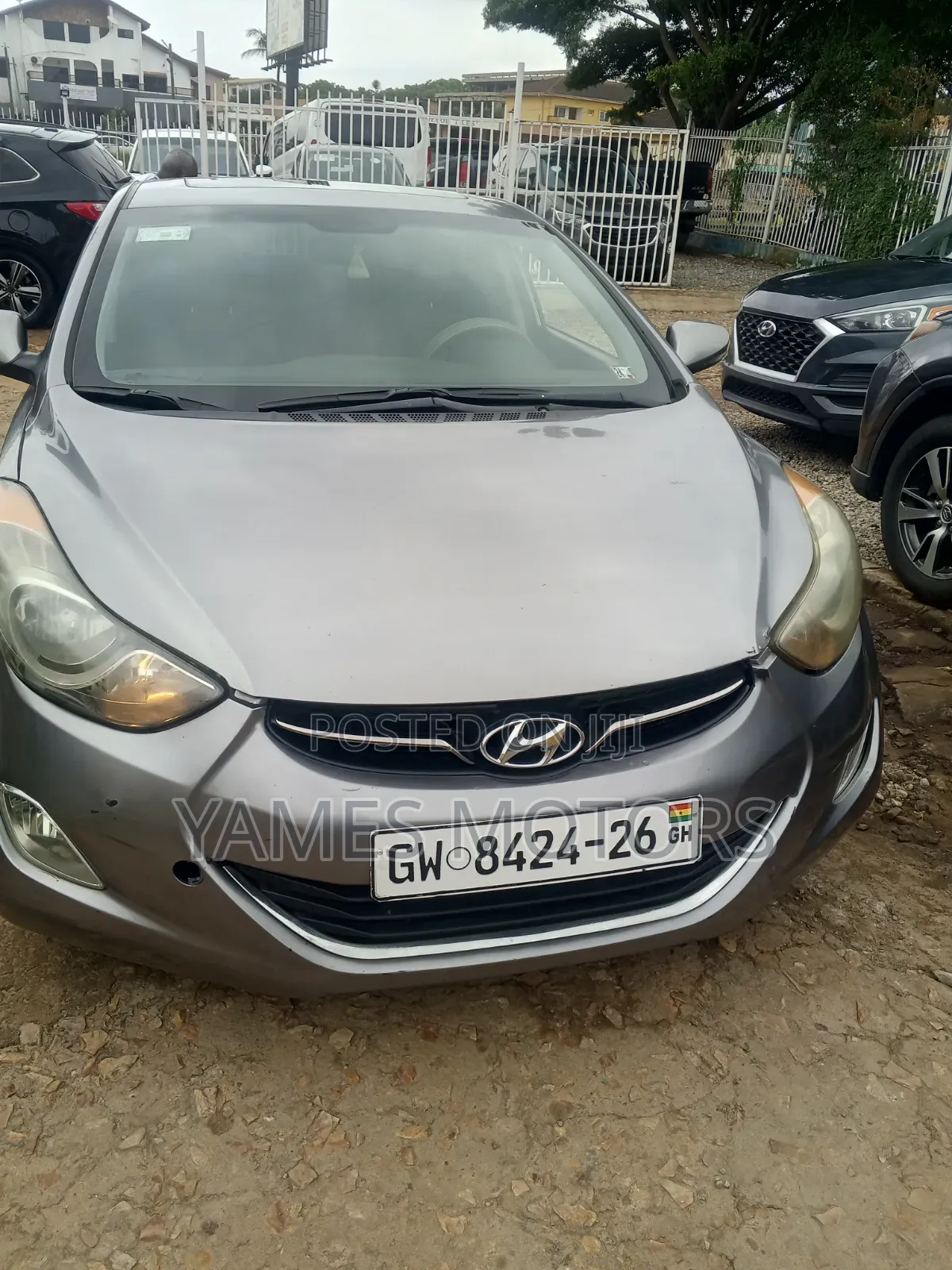 Hyundai Elantra Limited 2012 Gray