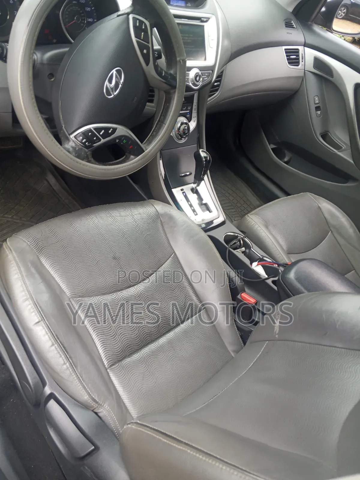 Hyundai Elantra Limited 2012 Gray