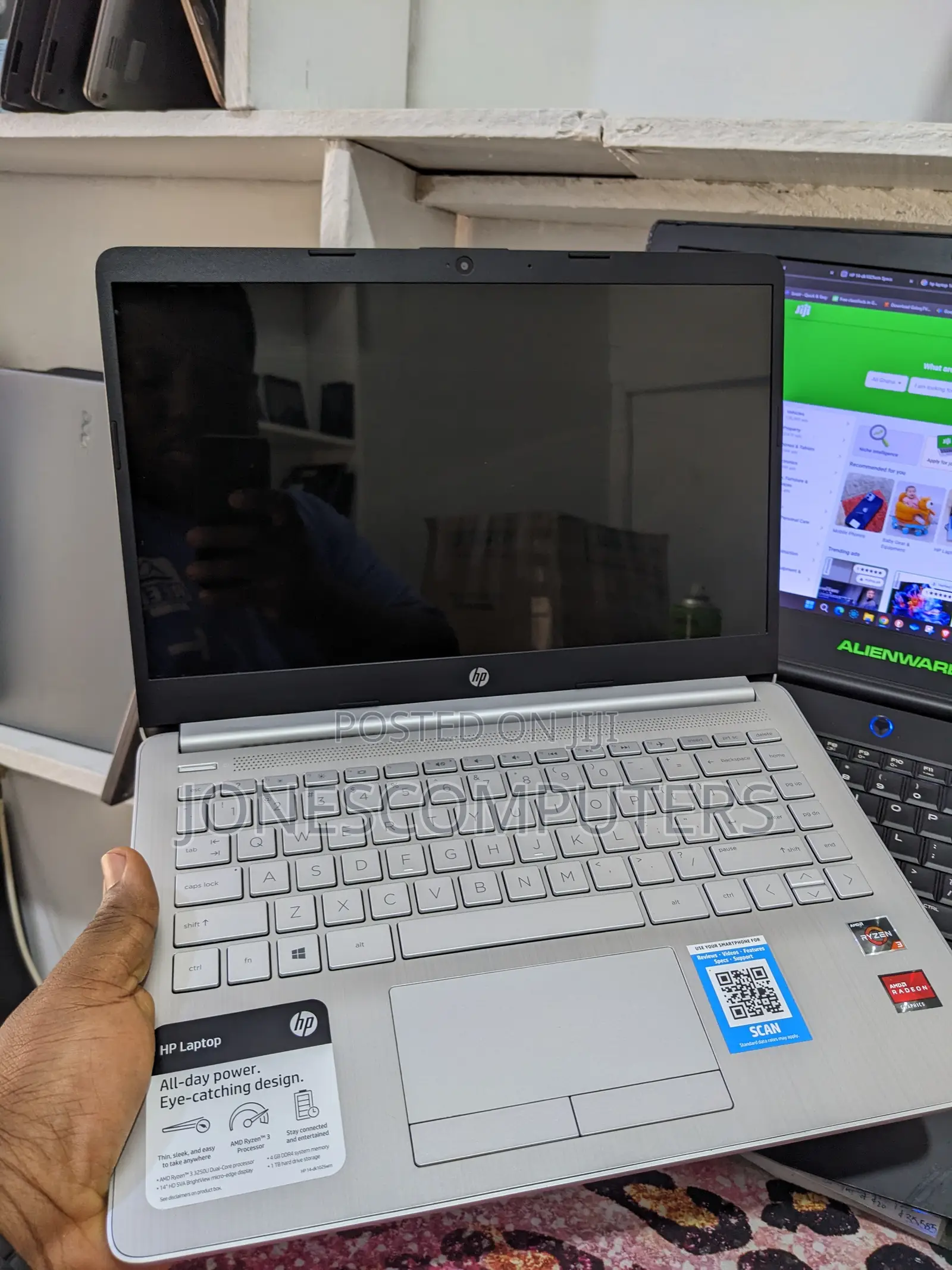 New Laptop HP Pavilion 13 8GB AMD Ryzen 3 SSD 256GB