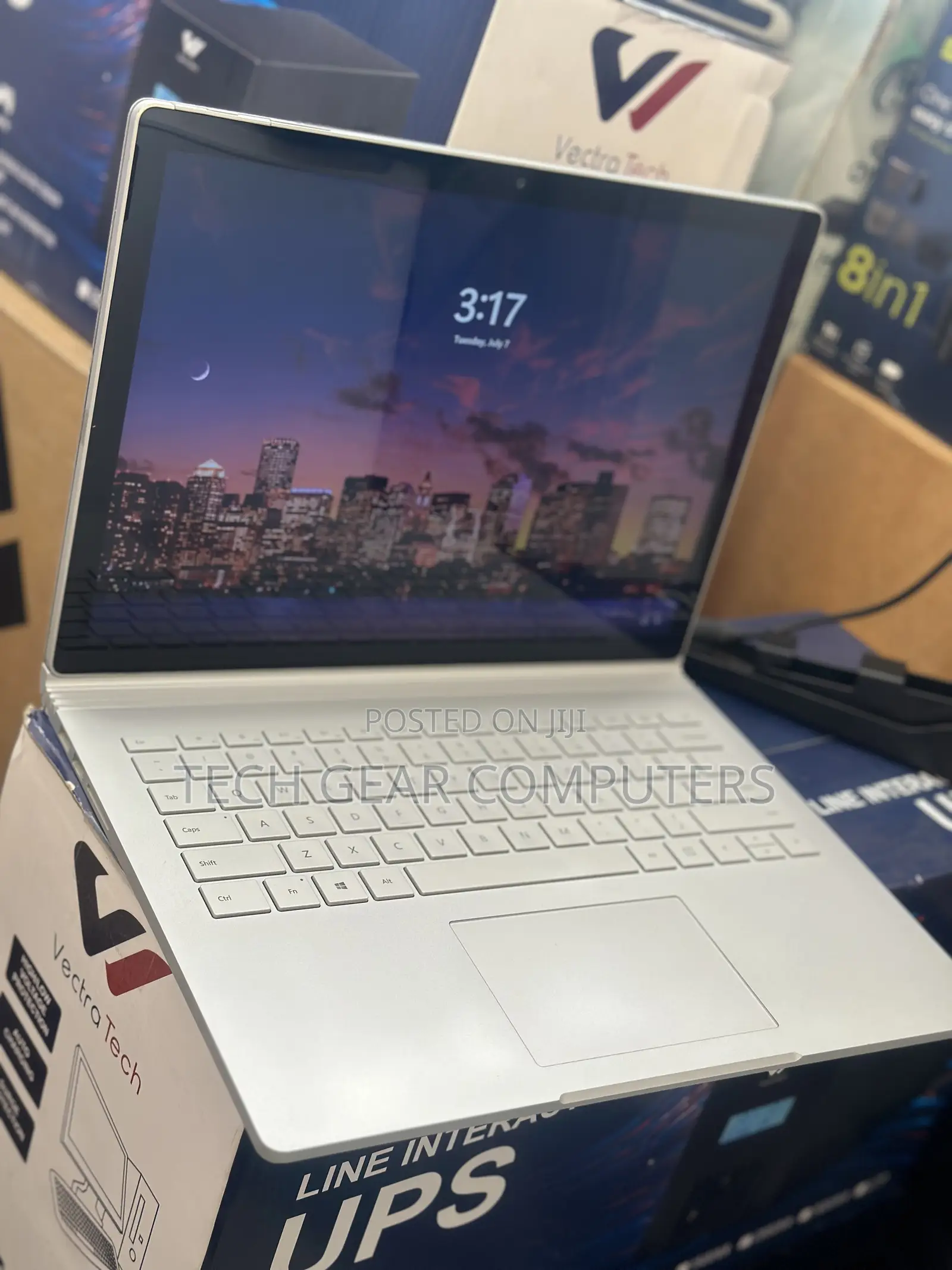 Laptop Microsoft Surface Book 2 8GB Intel Core i5 SSD 256GB