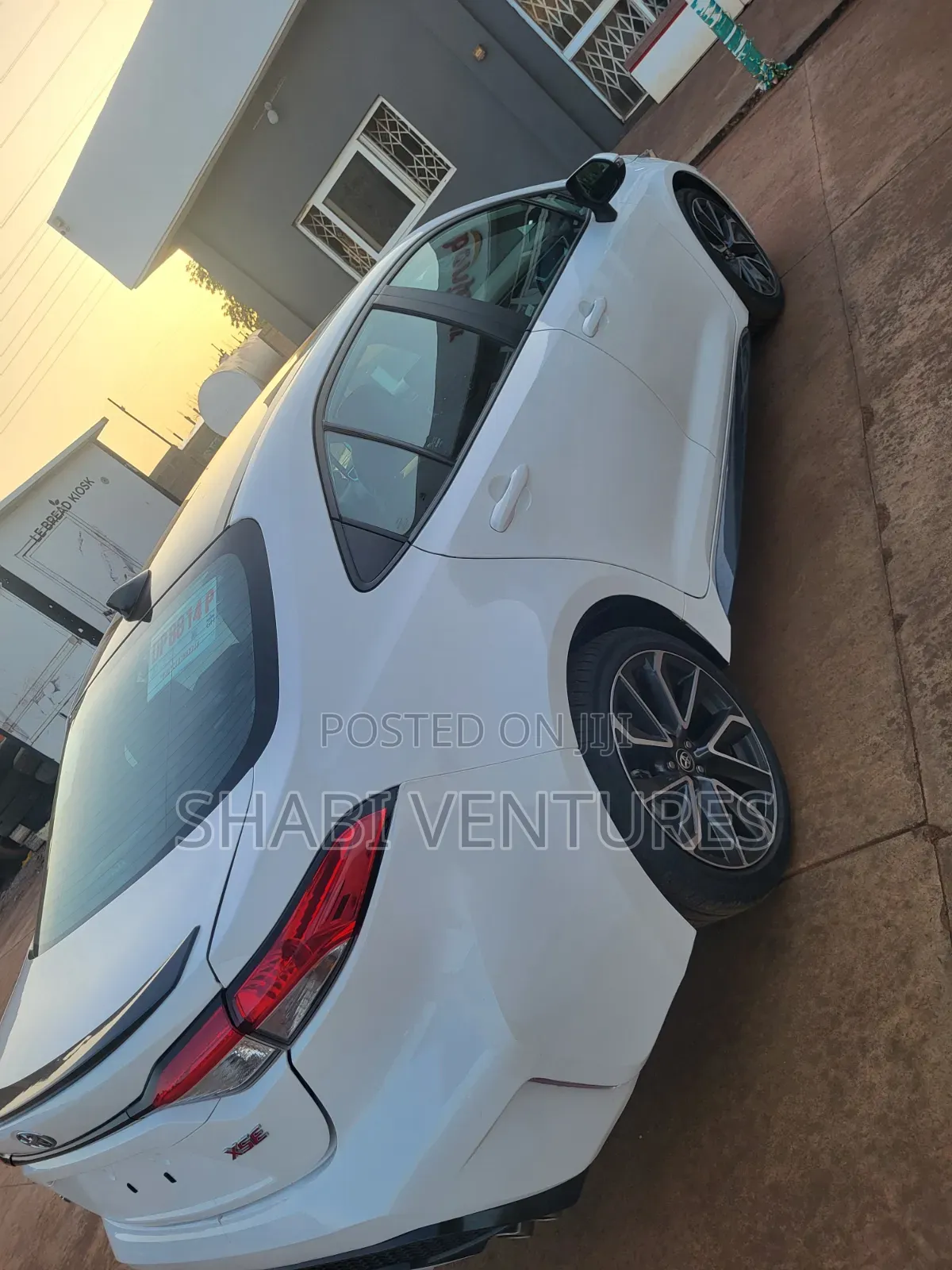 Toyota Corolla 2022 White