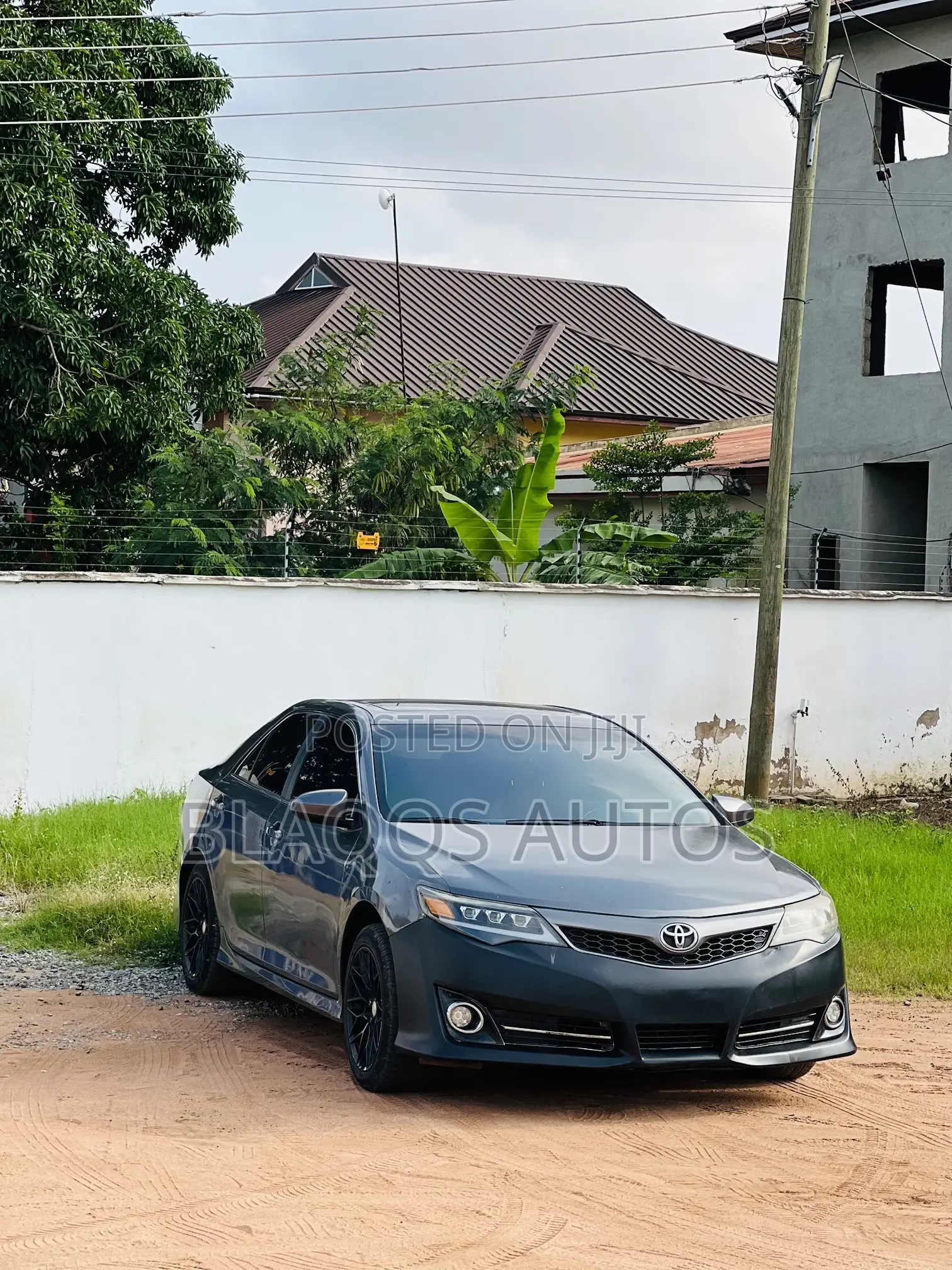 Toyota Camry SE 4dr Sedan (2.5L 4cyl 6A) 2014 Gray