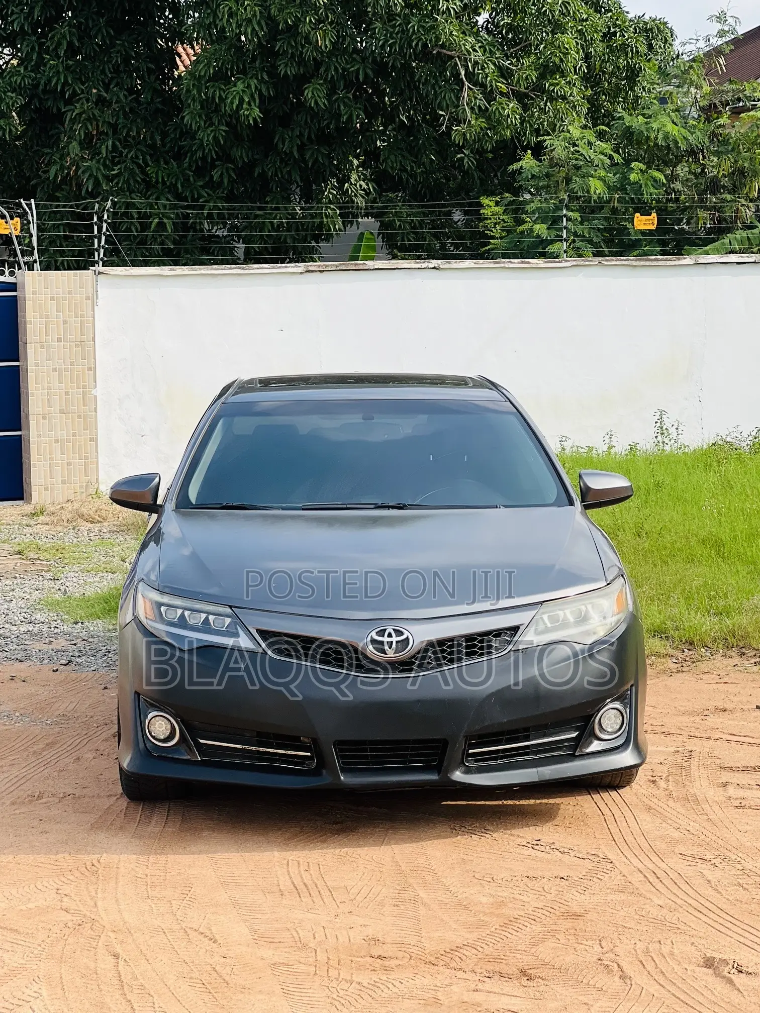 Toyota Camry SE 4dr Sedan (2.5L 4cyl 6A) 2014 Gray