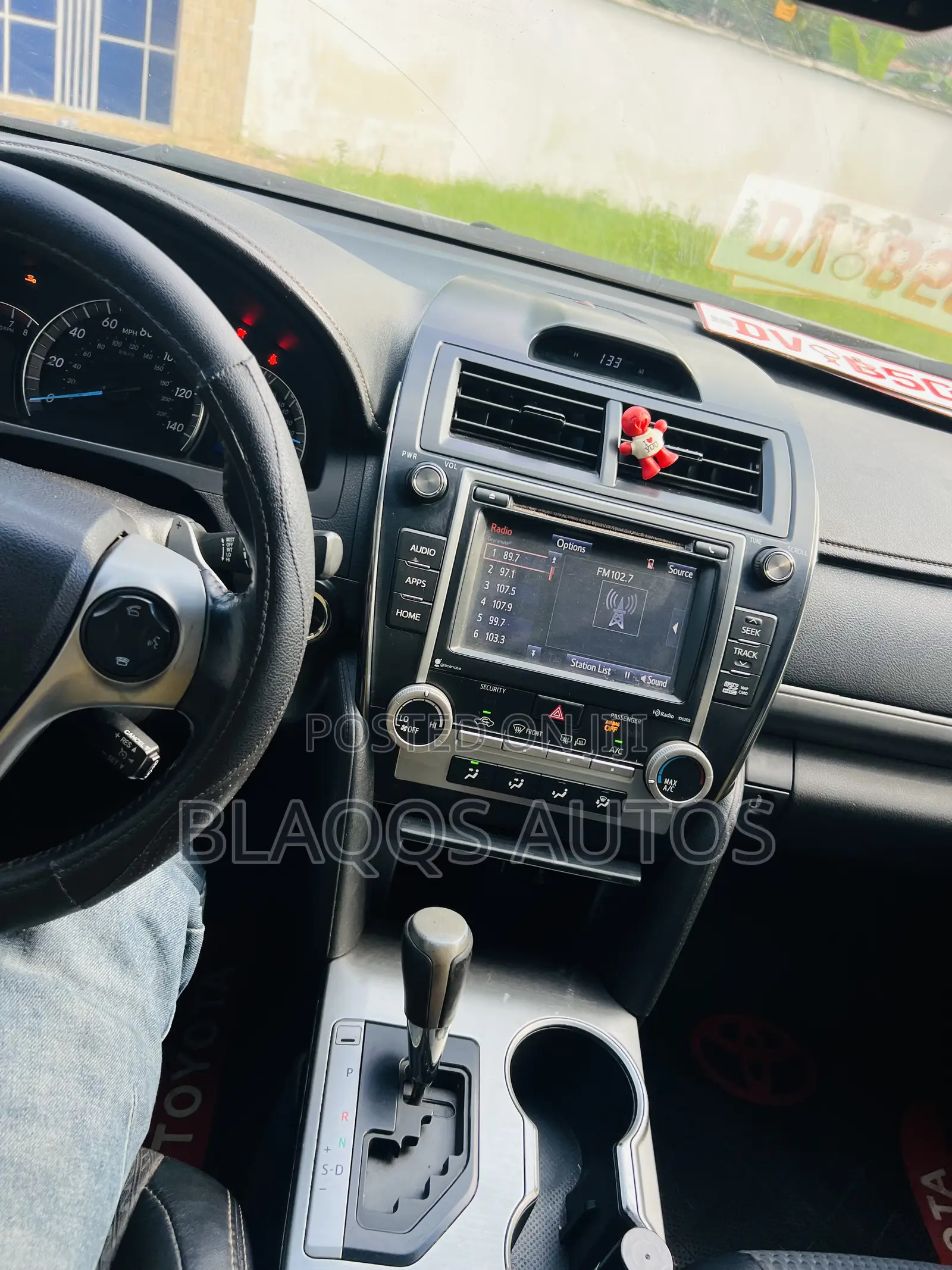 Toyota Camry SE 4dr Sedan (2.5L 4cyl 6A) 2014 Gray