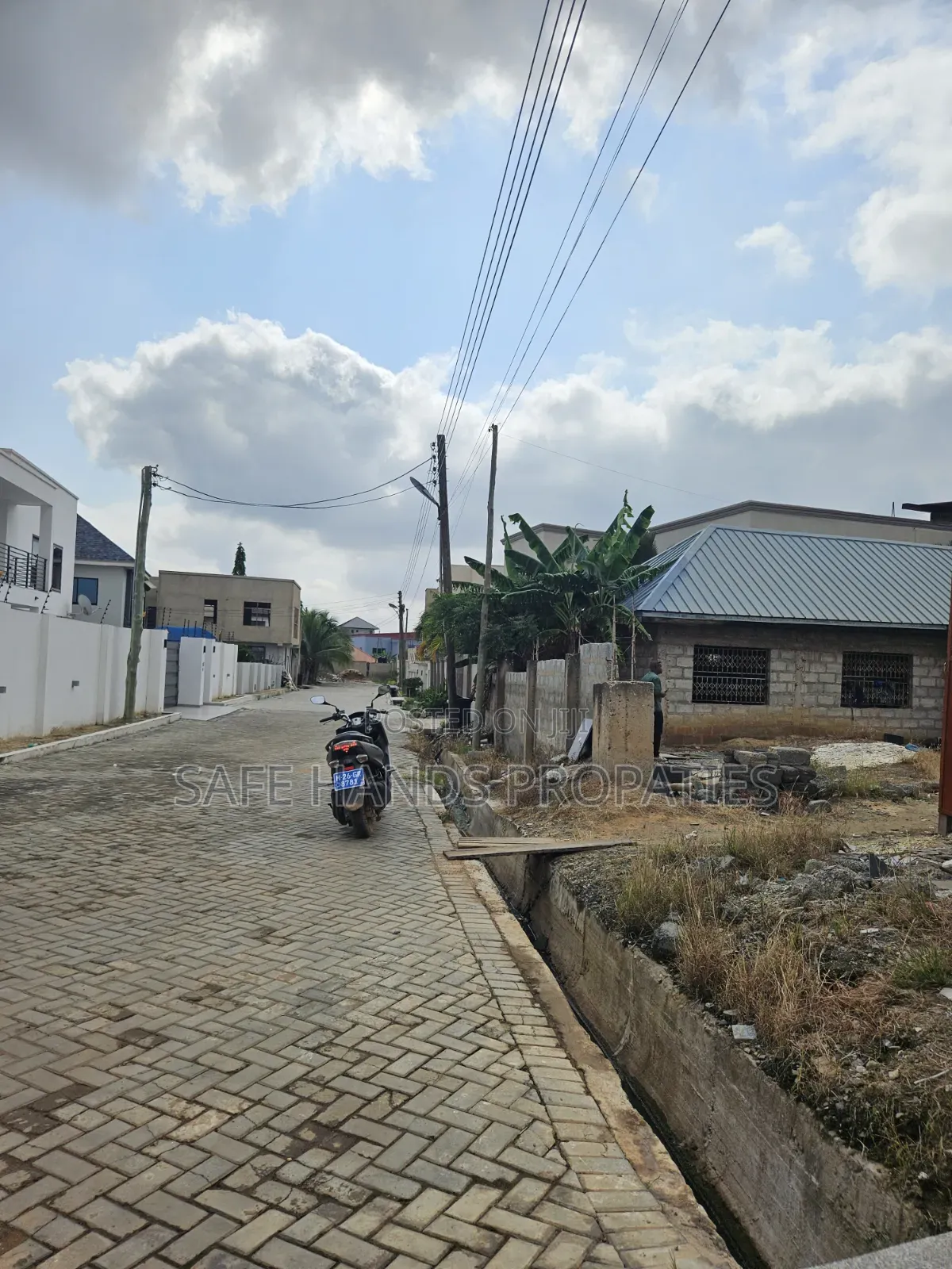 One Plot of Land for Sale