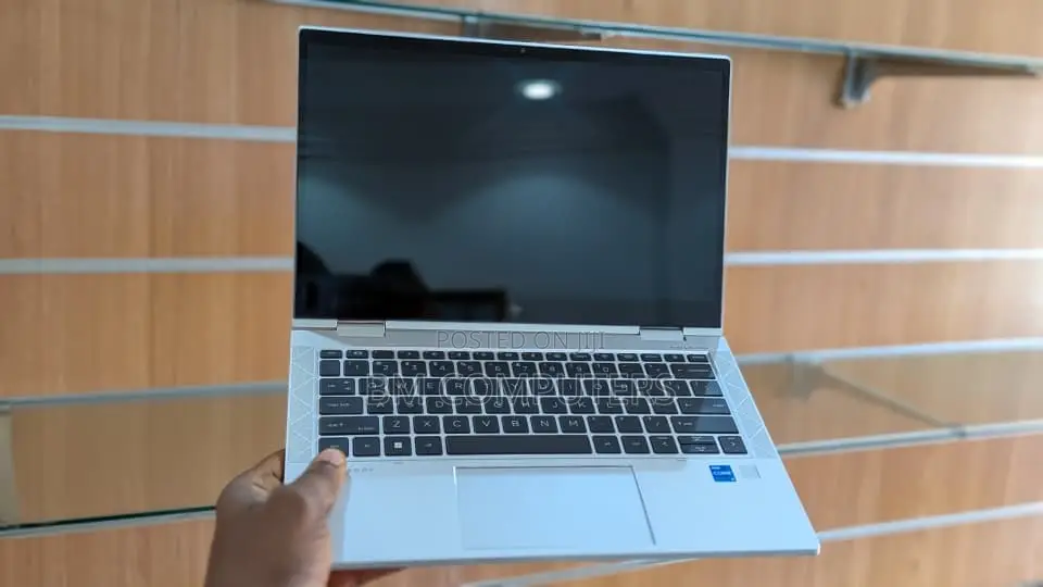 Laptop HP EliteBook 830 8GB Intel Core i5 SSD 256GB